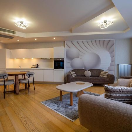 Ar-Mo-Ni Apartment Истанбул Екстериор снимка